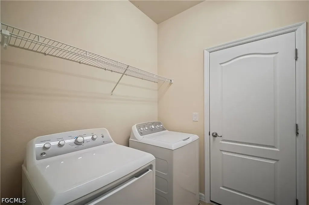 3357 Hampton Boulevard Alva FL 33920