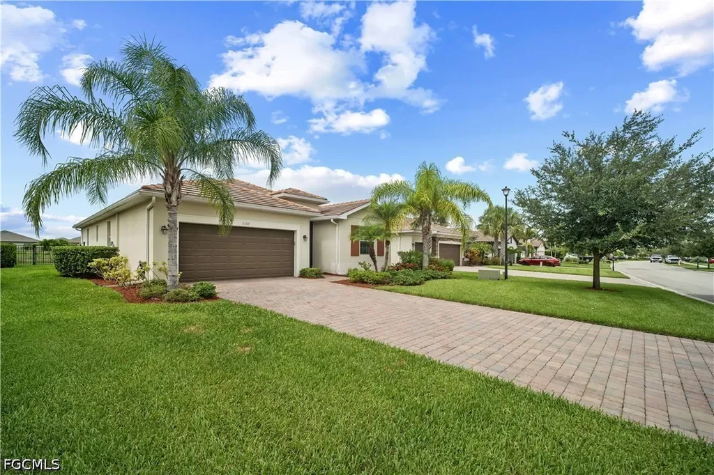 3357 Hampton Boulevard Alva FL 33920