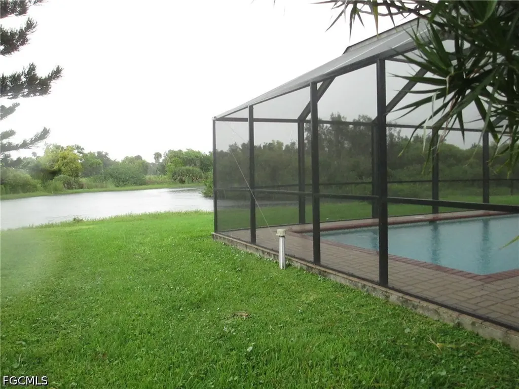 841 SE 41st Street Cape Coral FL 33904