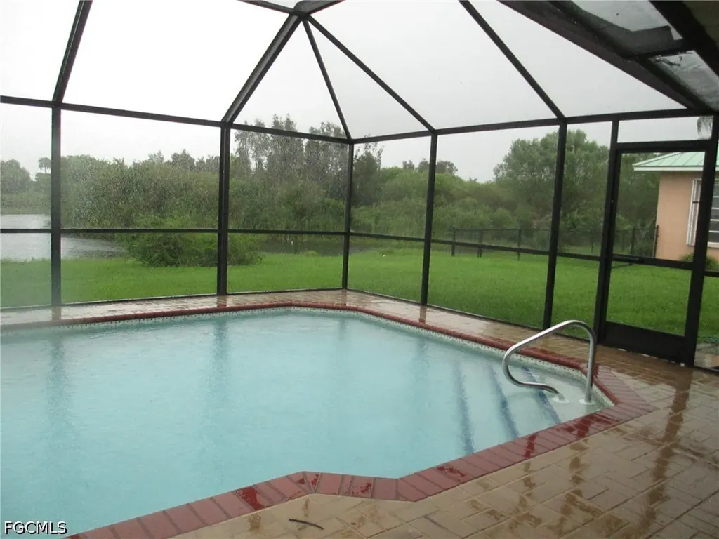841 SE 41st Street Cape Coral FL 33904