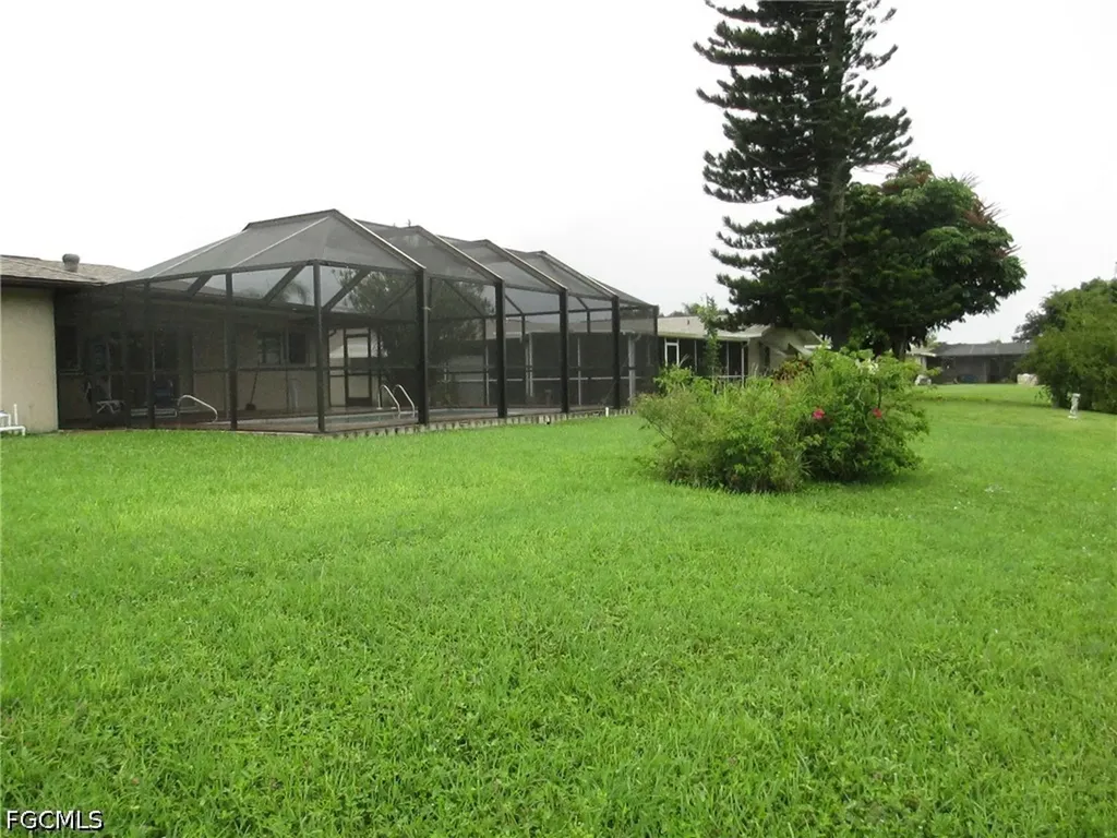 841 SE 41st Street Cape Coral FL 33904