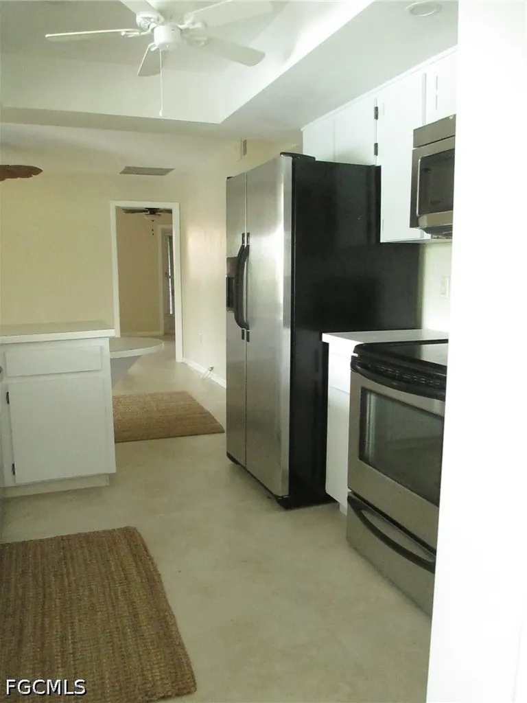 841 SE 41st Street Cape Coral FL 33904