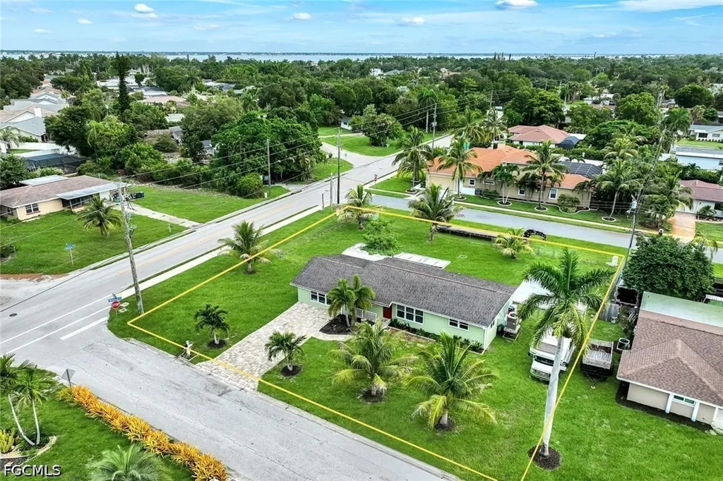 1007 Wilshire Drive Fort Myers FL 33919
