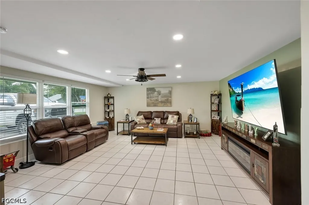 1007 Wilshire Drive Fort Myers FL 33919