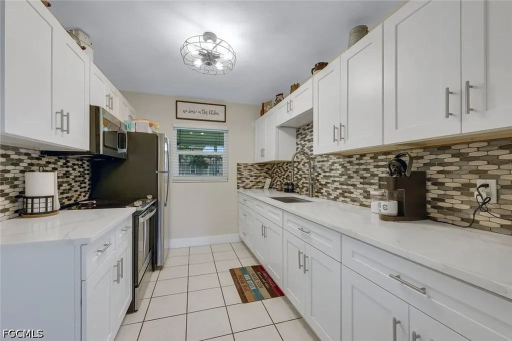 1007 Wilshire Drive Fort Myers FL 33919