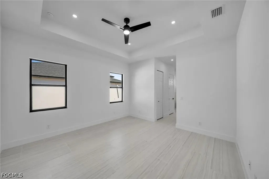 318 NW 9th Street Cape Coral FL 33993