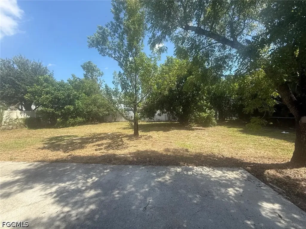 706 SW 31st Street Cape Coral FL 33914