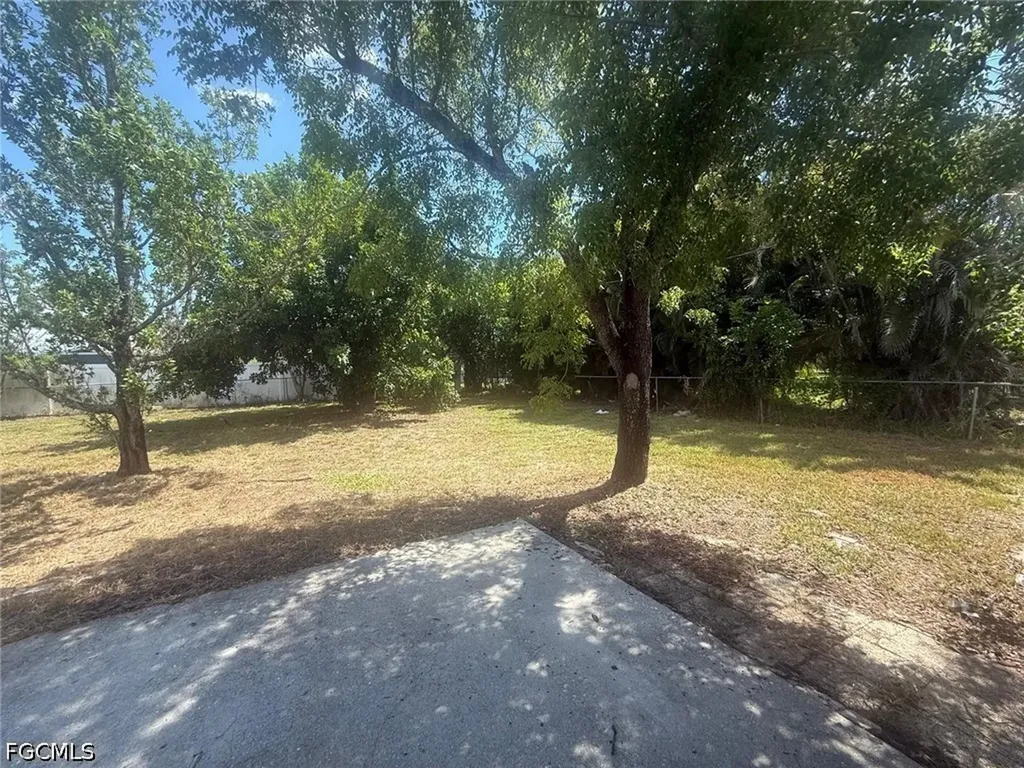 706 SW 31st Street Cape Coral FL 33914