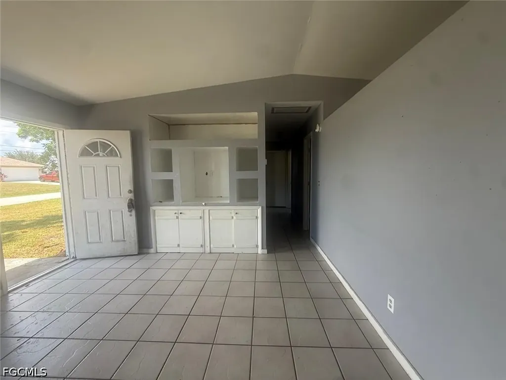 706 SW 31st Street Cape Coral FL 33914