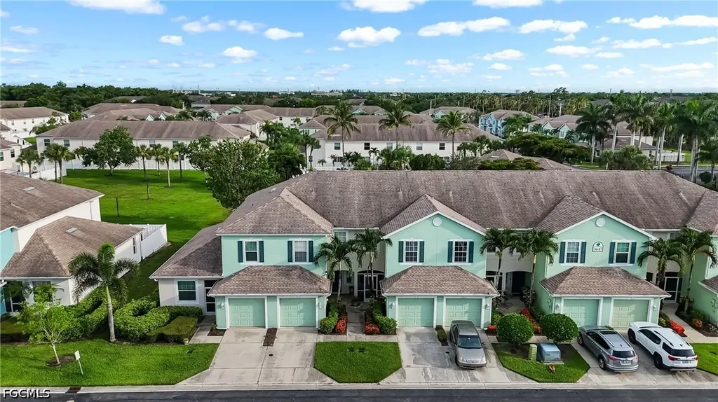 3647 Pine Oak Circle Fort Myers FL 33916