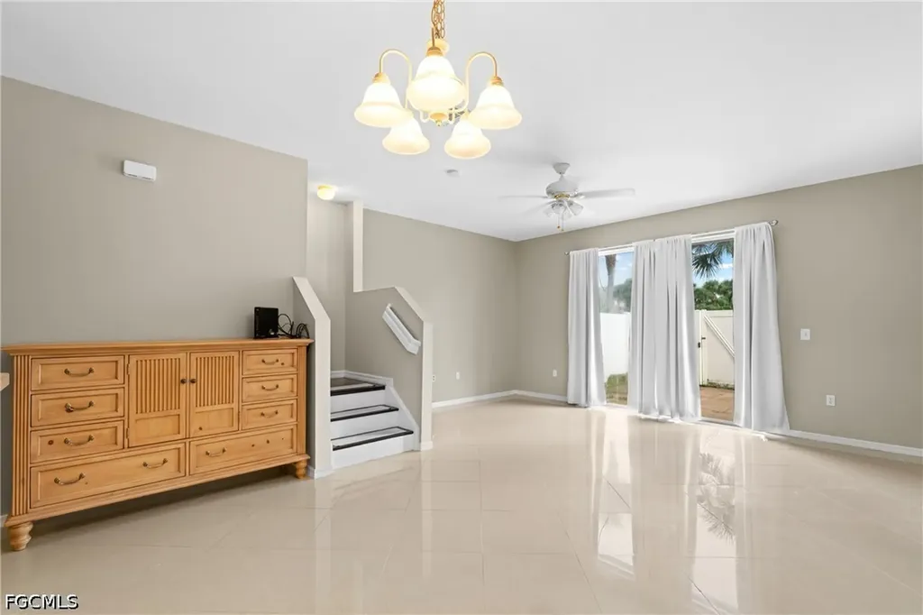 3647 Pine Oak Circle Fort Myers FL 33916