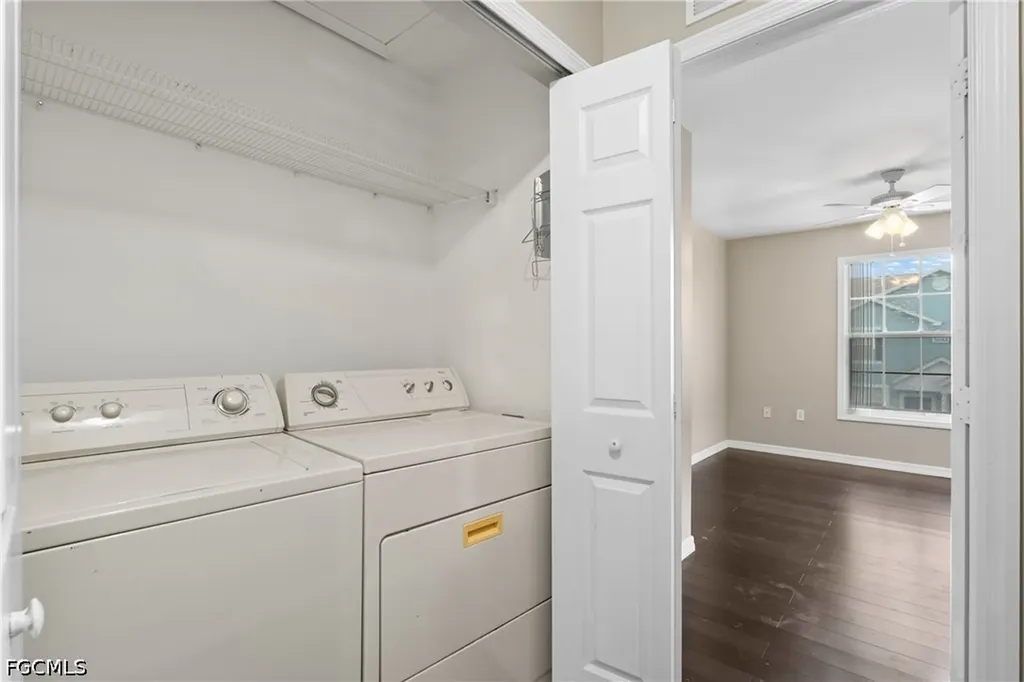 3647 Pine Oak Circle Fort Myers FL 33916