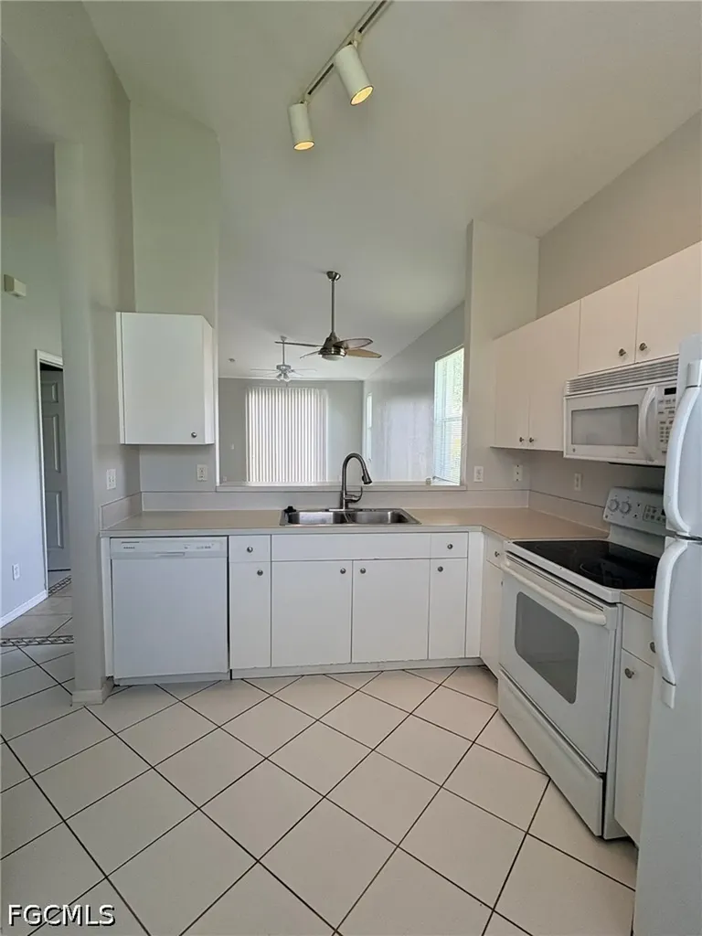 3619 Pine Oak Circle Fort Myers FL 33916