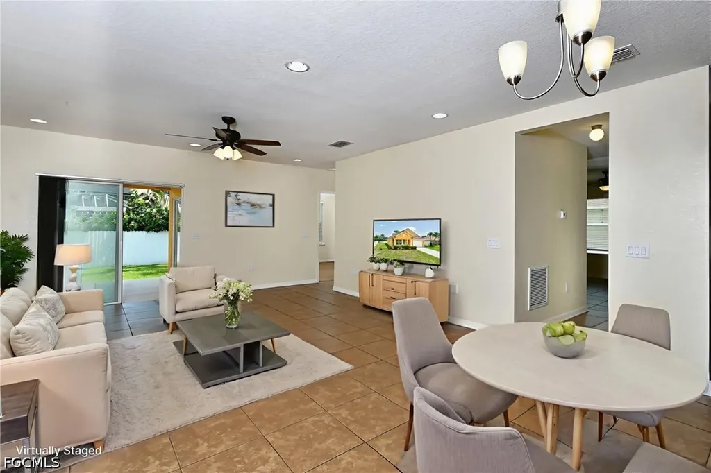 1913 SW 26th Terrace Cape Coral FL 33914