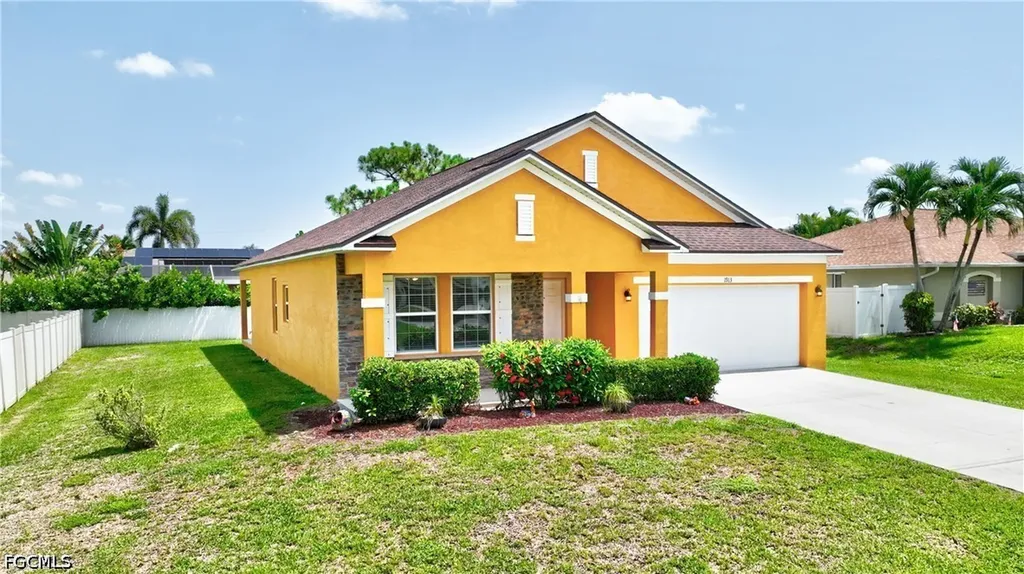 1913 SW 26th Terrace Cape Coral FL 33914