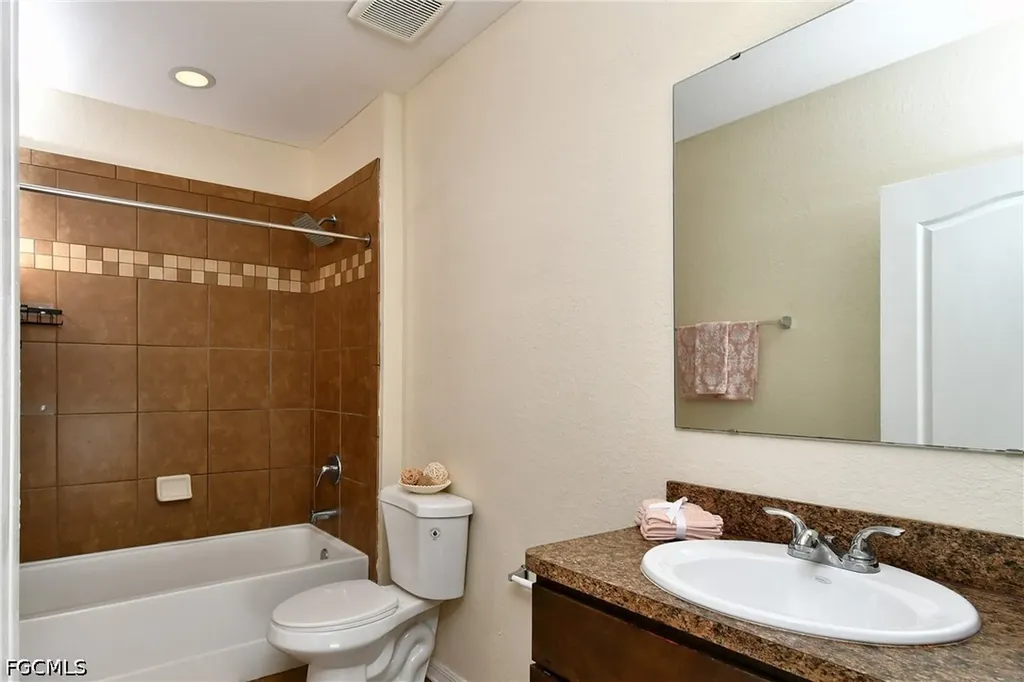 1913 SW 26th Terrace Cape Coral FL 33914
