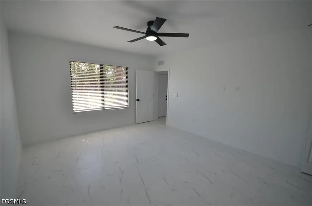 2132 Barker Boulevard Fort Myers FL 33916
