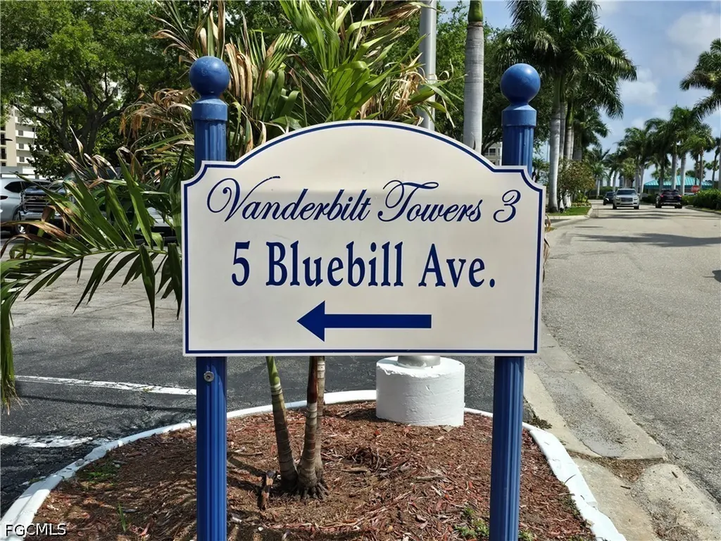 5 Bluebill Avenue Naples FL 34108