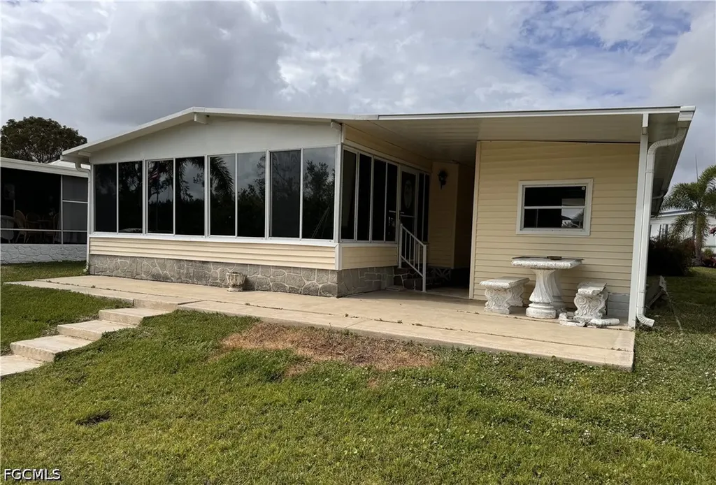 350 Shoreland Drive Fort Myers FL 33905