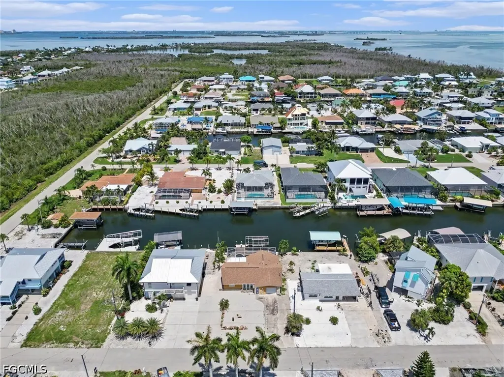 2456 Sycamore Street St. James City FL 33956