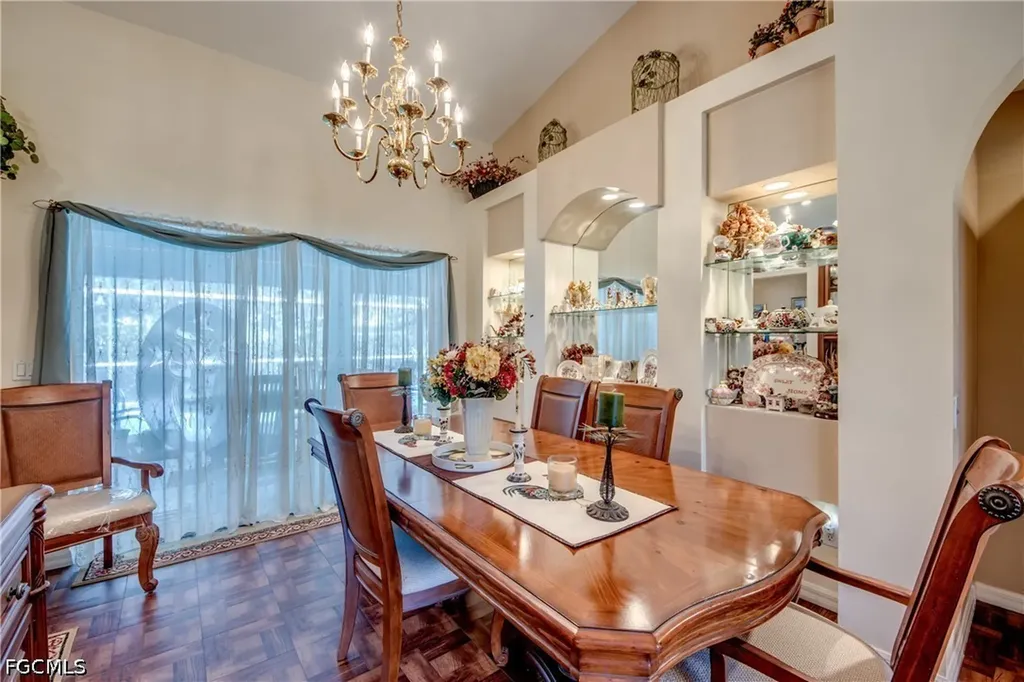 4600 SW 5th Place Cape Coral FL 33914
