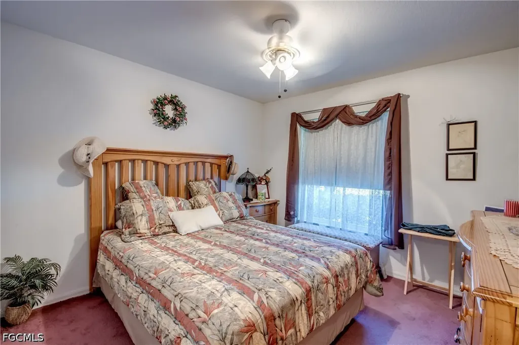 4600 SW 5th Place Cape Coral FL 33914