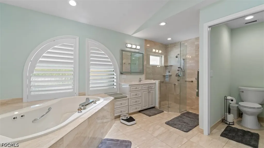 16918 Timberlakes Drive Fort Myers FL 33908