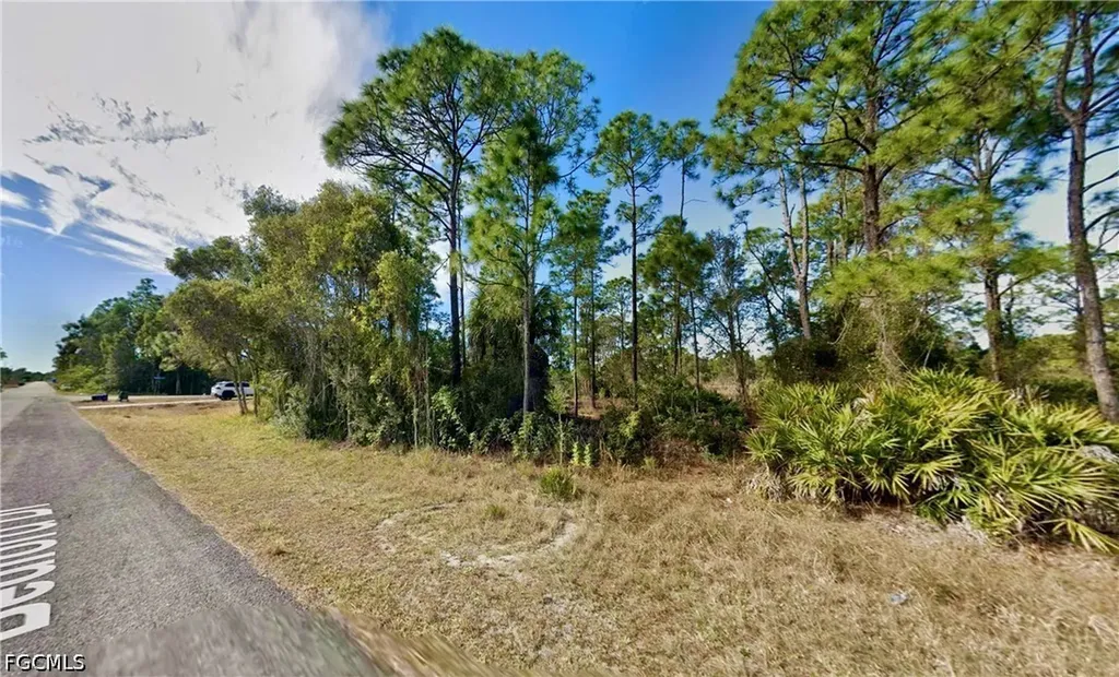 734 Bedford Drive Lehigh Acres FL 33974