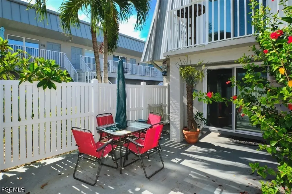 6777 Winkler Road Fort Myers FL 33919