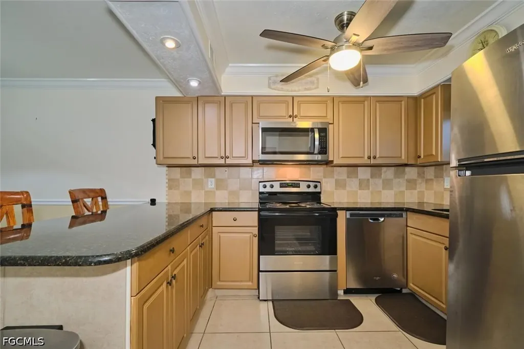 6777 Winkler Road Fort Myers FL 33919