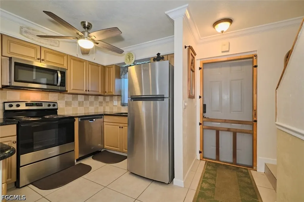 6777 Winkler Road Fort Myers FL 33919