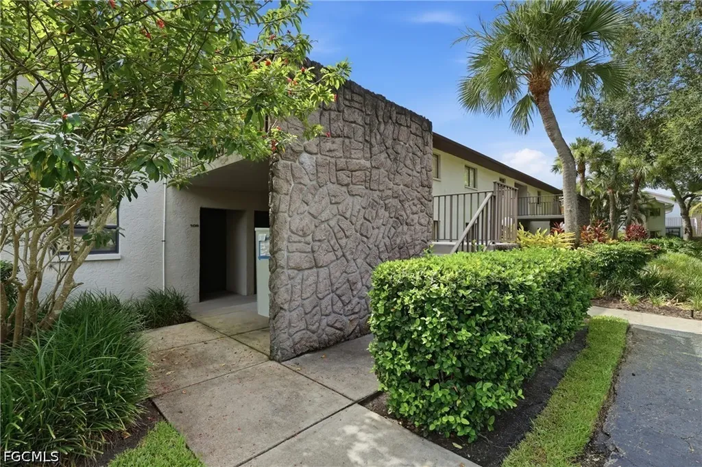 10 Beth Stacey Boulevard Lehigh Acres FL 33936