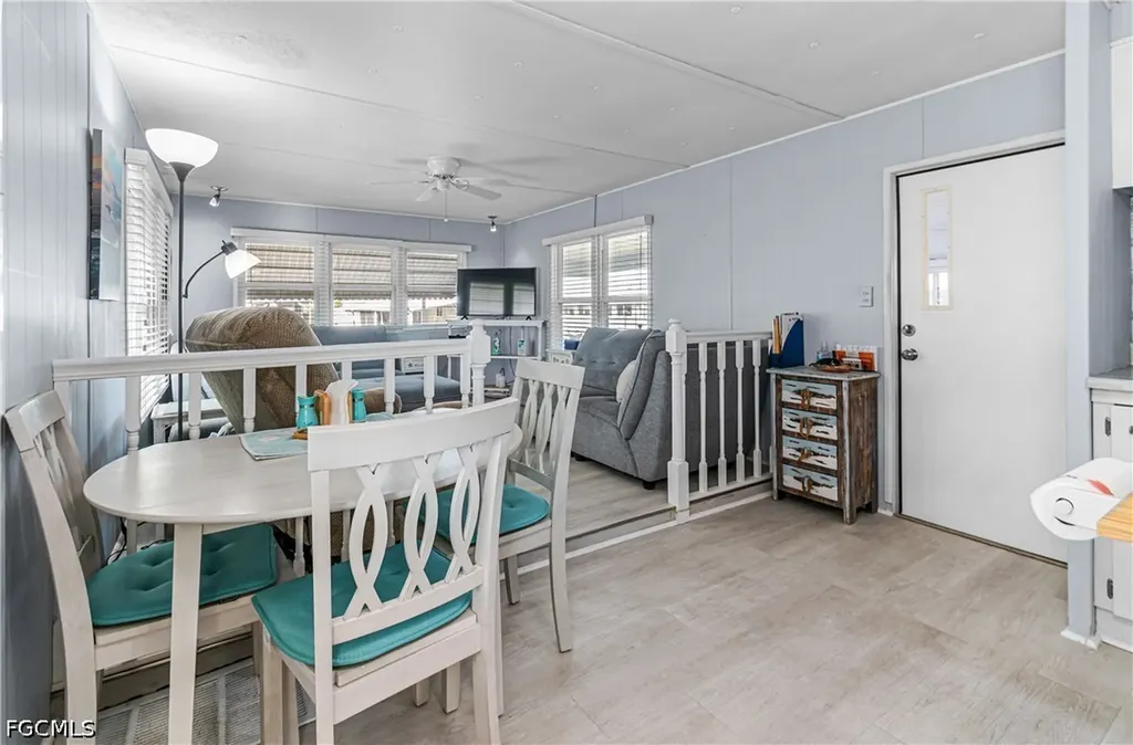 5558 Palm Beach Boulevard Fort Myers FL 33905