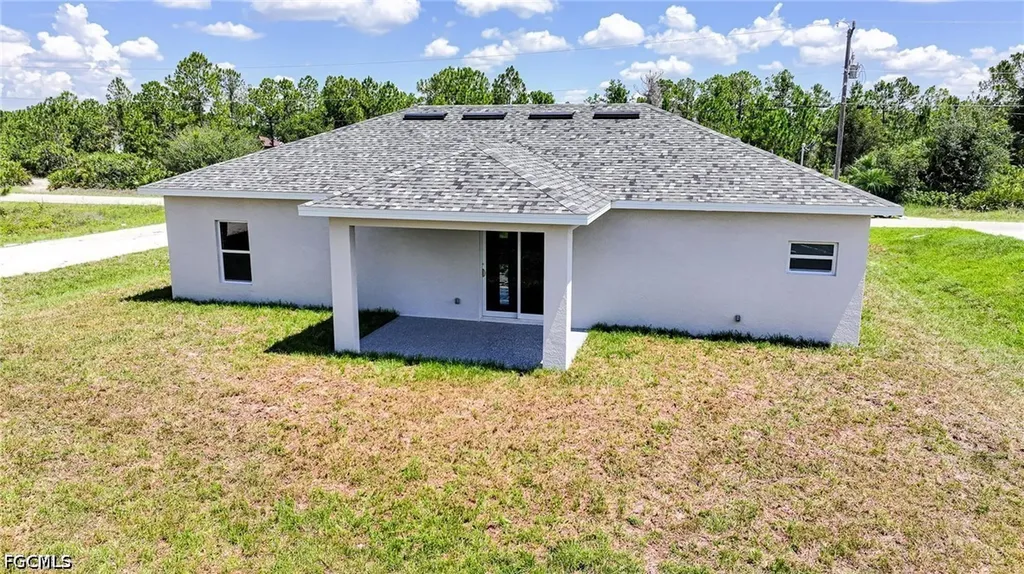 2819 32nd Street W Lehigh Acres FL 33971