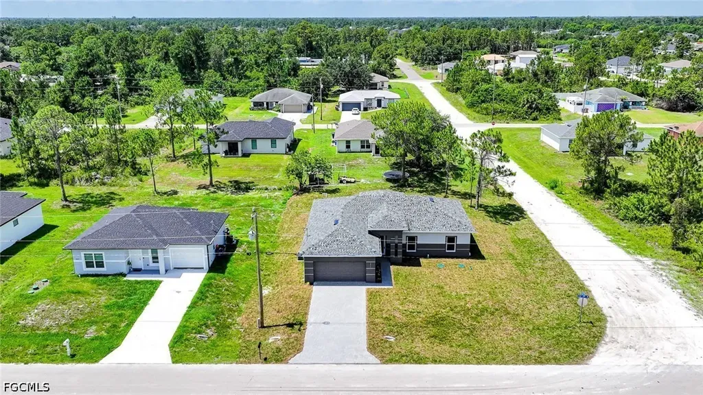 2819 32nd Street W Lehigh Acres FL 33971
