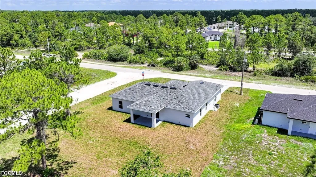 2819 32nd Street W Lehigh Acres FL 33971