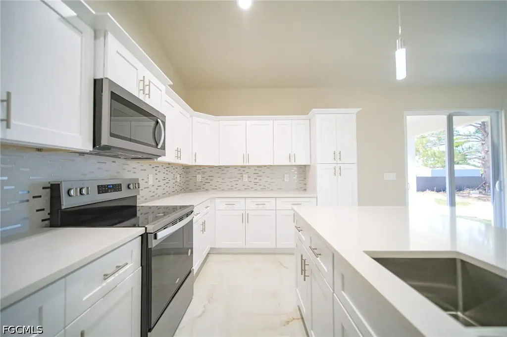 2819 32nd Street W Lehigh Acres FL 33971