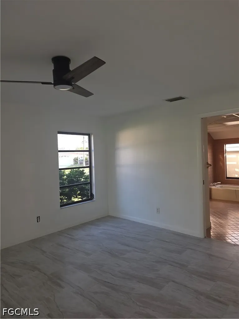 1922 SE 26th Terrace Cape Coral FL 33904