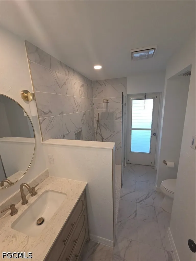 1922 SE 26th Terrace Cape Coral FL 33904