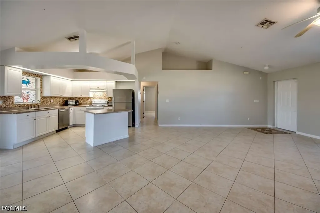 122 NW 9th Terrace Cape Coral FL 33993