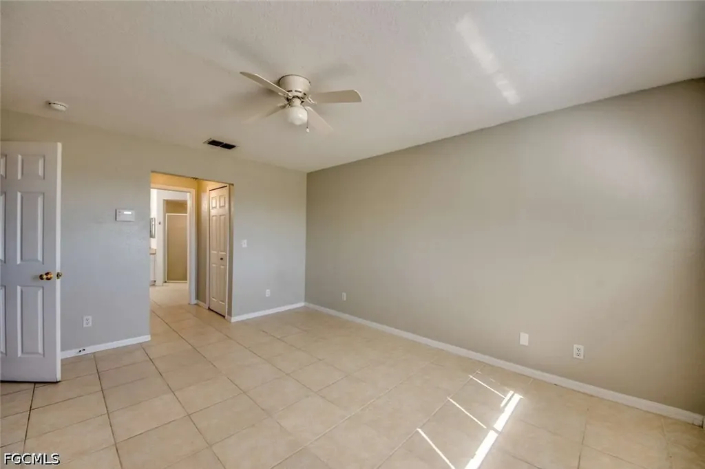 122 NW 9th Terrace Cape Coral FL 33993