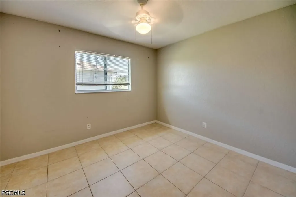122 NW 9th Terrace Cape Coral FL 33993