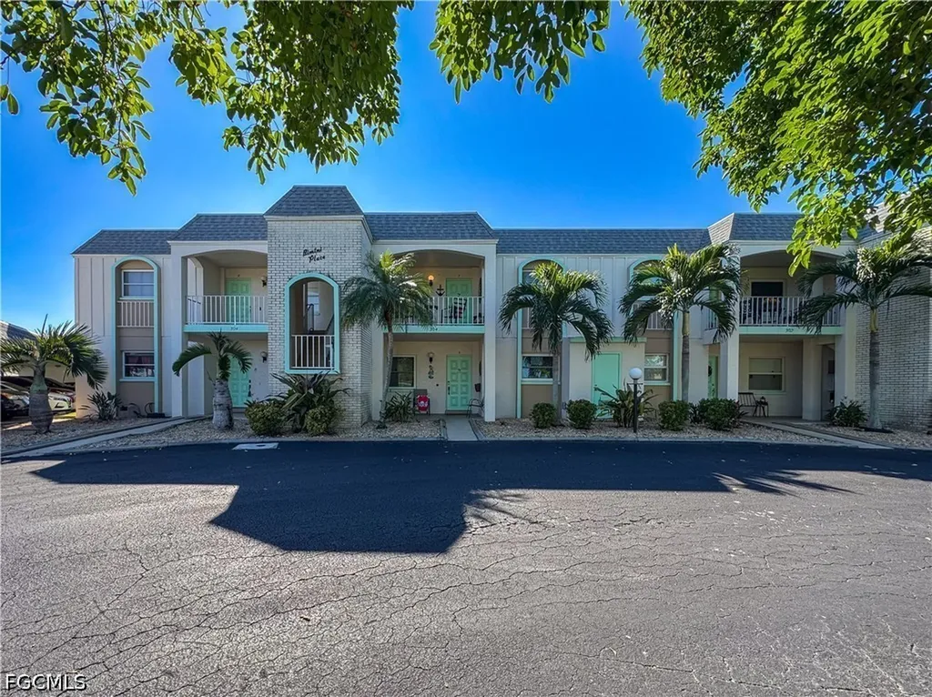 304 Tudor Drive Cape Coral FL 33904