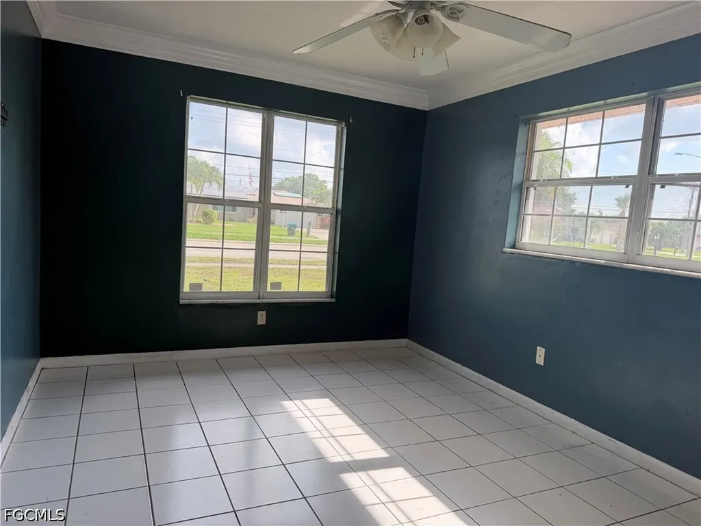 4143 Country Club Boulevard Cape Coral FL 33904
