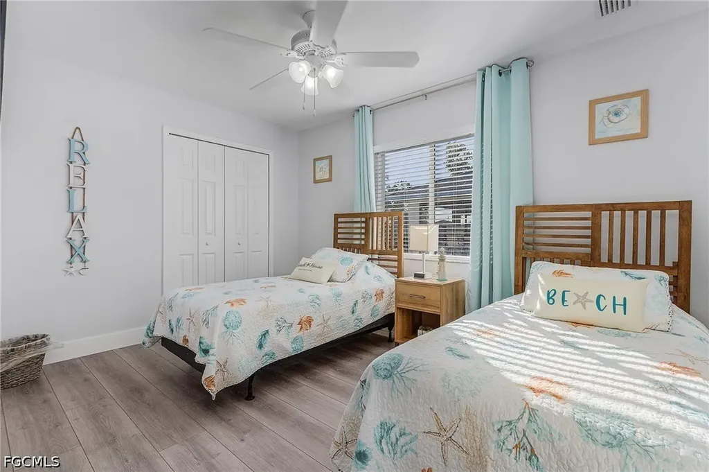 805 SW 8th Court Cape Coral FL 33991