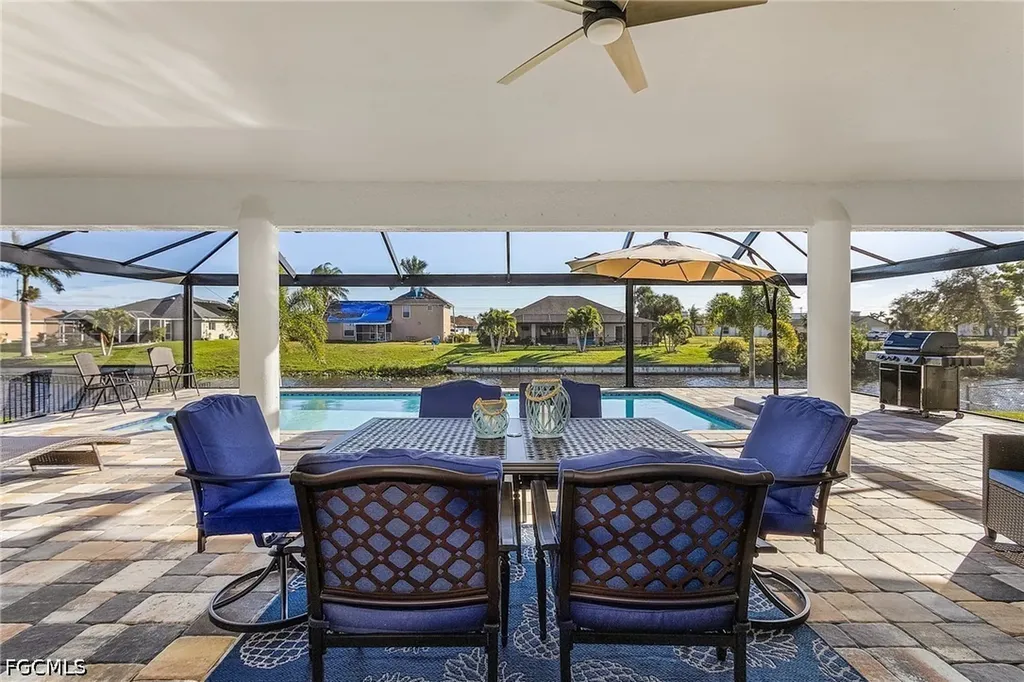 805 SW 8th Court Cape Coral FL 33991
