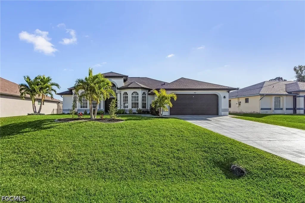 805 SW 8th Court Cape Coral FL 33991