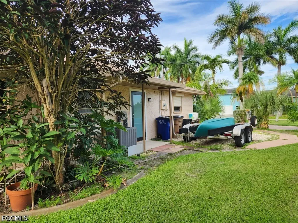 250 Alameda Avenue Fort Myers FL 33905