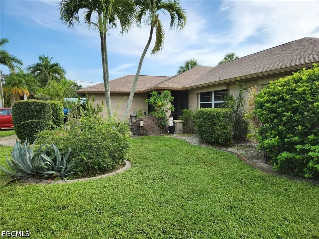 250 Alameda Avenue Fort Myers FL 33905