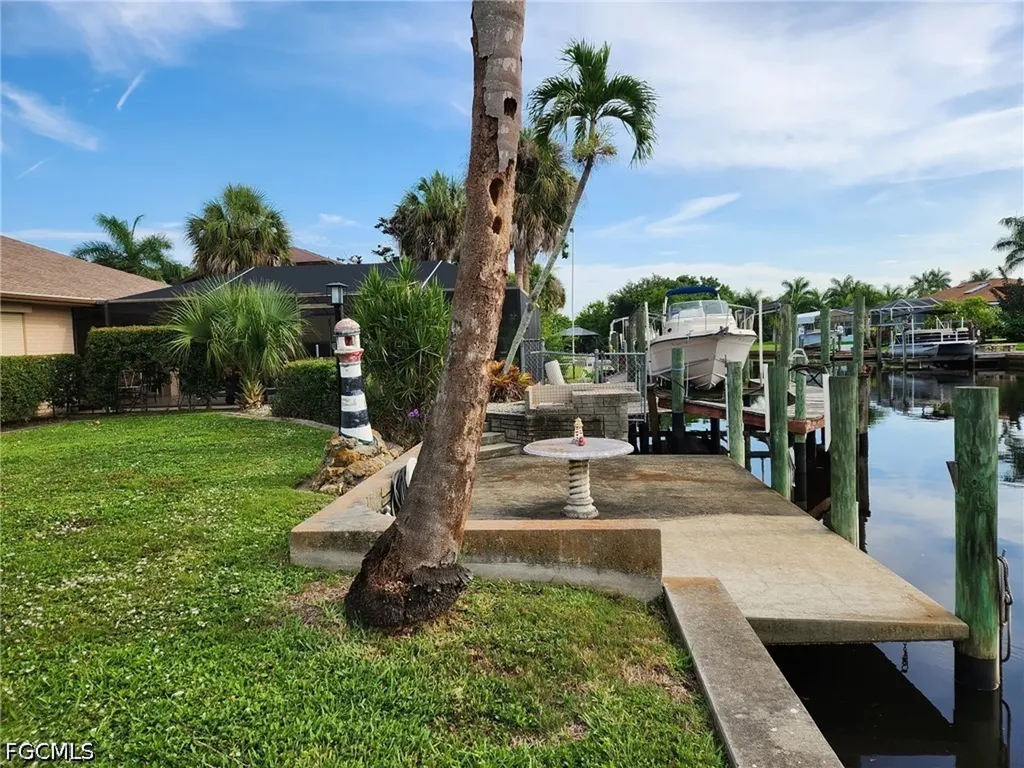 250 Alameda Avenue Fort Myers FL 33905